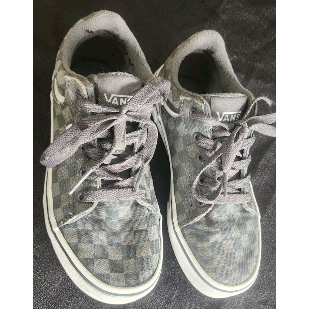 Vans Grey Checkered Seldan Sneakers Skate Boys Girls Size‎ Youth 1 EUC